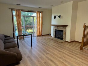 2527 Oneida Ln in Naperville, IL - Building Photo - Building Photo