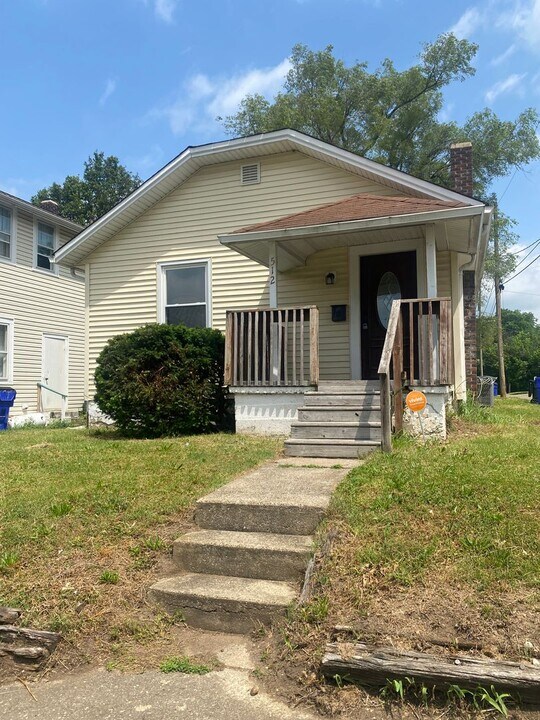 512 Fitton Ave in Hamilton, OH - Building Photo