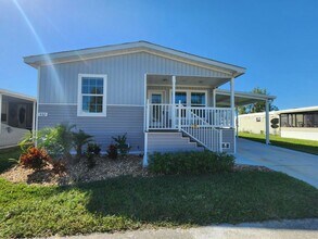 432 Gnu Dr in North Fort Myers, FL - Foto de edificio - Building Photo