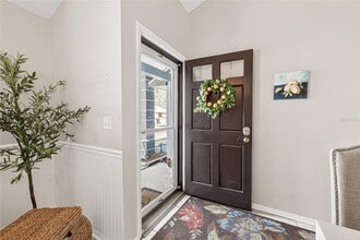 3242 Laurel Dale Dr in Tampa, FL - Building Photo - Building Photo