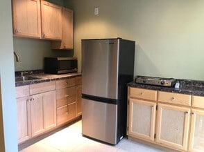 200 S Palm Dr in Beverly Hills, CA - Building Photo - Building Photo