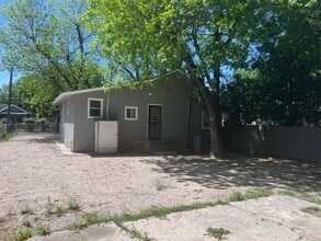 1217 Keats St in San Antonio, TX - Building Photo - Building Photo