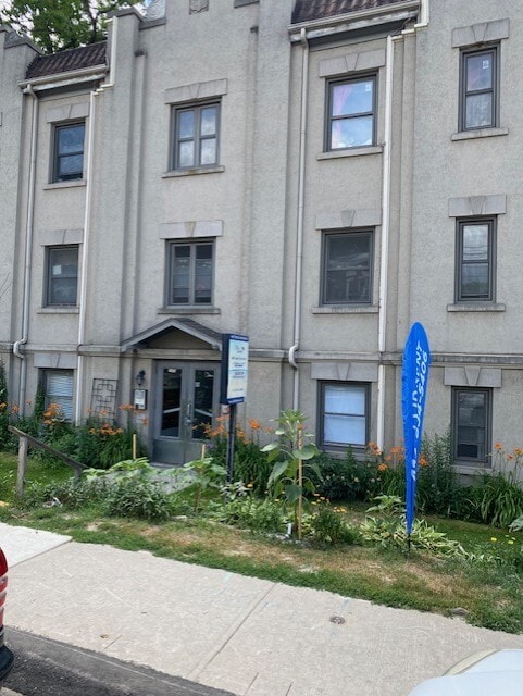 property at 2405 Queen St E