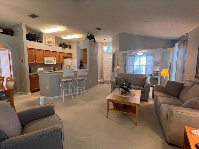 18030 Webster Grove Dr in Hudson, FL - Building Photo - Building Photo