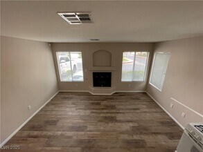 506 Fragrant Orchard St in Henderson, NV - Building Photo - Building Photo