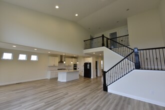 4325 Harold Dr in Shawnee Hills, OH - Building Photo - Building Photo