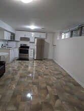 175 Searle Av in Toronto, ON - Building Photo - Building Photo