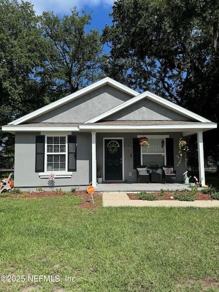 property at 3702 Wood Creek Ln