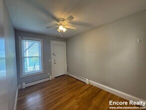 23 Elmer St in Cambridge, MA - Building Photo - Building Photo