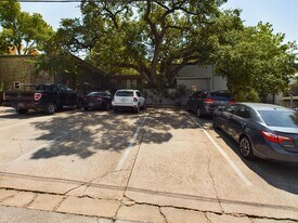 803 W 28th St in Austin, TX - Building Photo