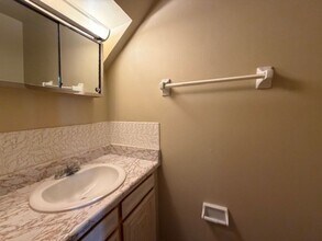 6881-6887-6887 Emerald Ave in Enon, OH - Building Photo - Building Photo