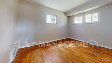 951 Hubbard Ave in Flint, MI - Building Photo - Building Photo