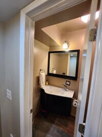 3852 Mount Vernon Dr, Unit 2 photo'