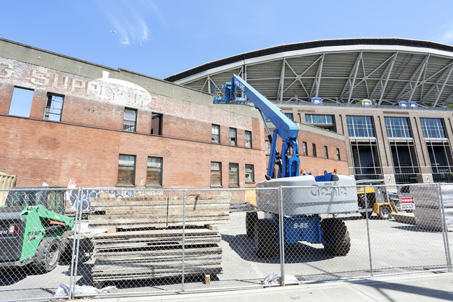 Gridiron in Seattle, WA - Foto de edificio - Building Photo