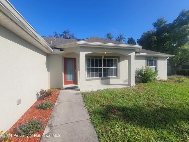 14159 Indigo St in Spring Hill, FL - Building Photo - Building Photo