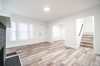 210 Brehl Ave in Columbus, OH - Building Photo - Building Photo