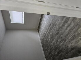 1920 Dorothy Ave in Longview, WA - Building Photo