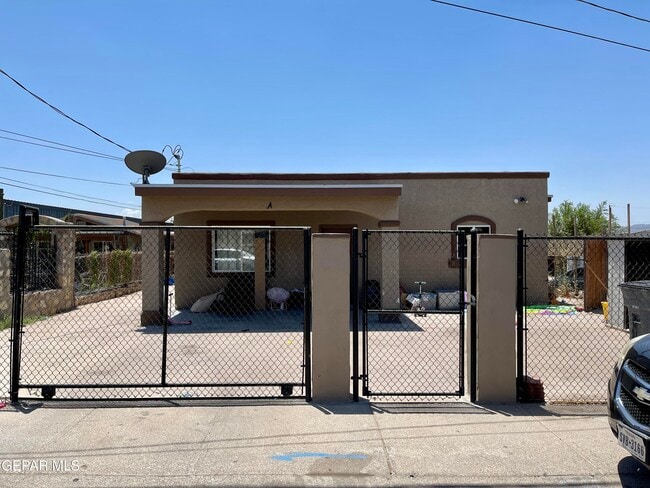 property at 5724 Ybarra Ct