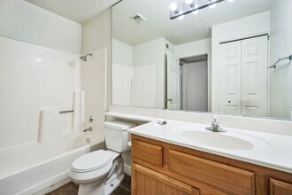 2978 Juniper Hills Blvd in Las Vegas, NV - Building Photo - Building Photo