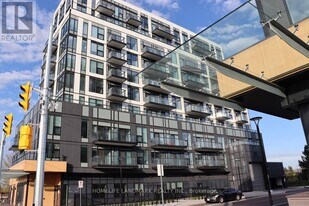 7437 Kingston Rd in Toronto, ON - Building Photo