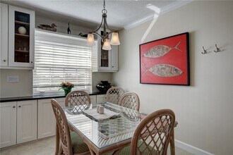 1441 Ocean Dr in Vero Beach, FL - Building Photo - Building Photo
