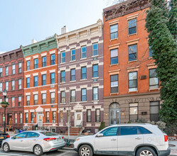 725 Washington St in Hoboken, NJ - Building Photo - Building Photo