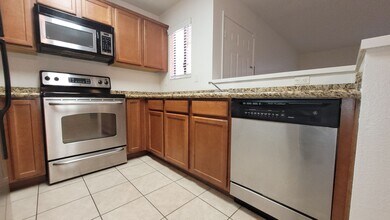 12191 Cuyamaca College Dr E in El Cajon, CA - Building Photo - Building Photo