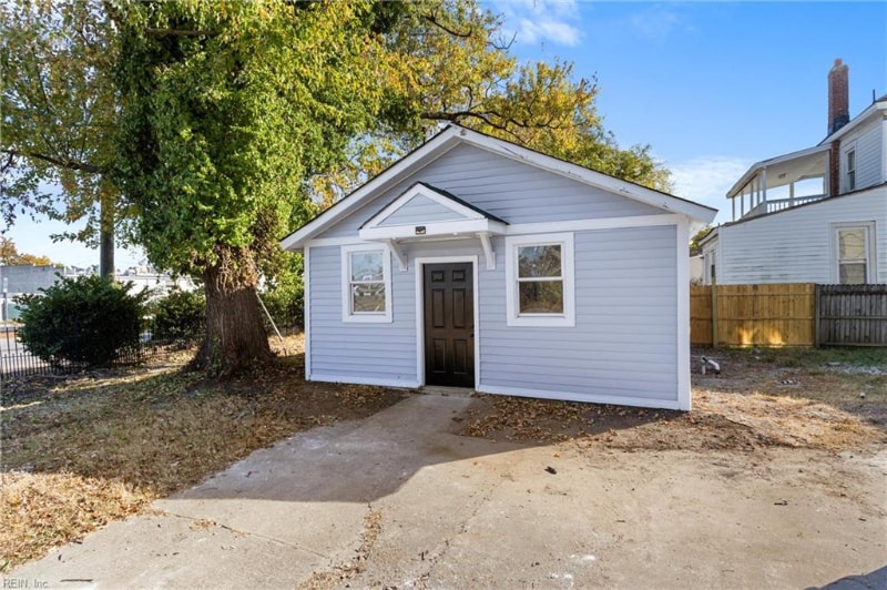 2850 Grandy Ave in Norfolk, VA - Building Photo