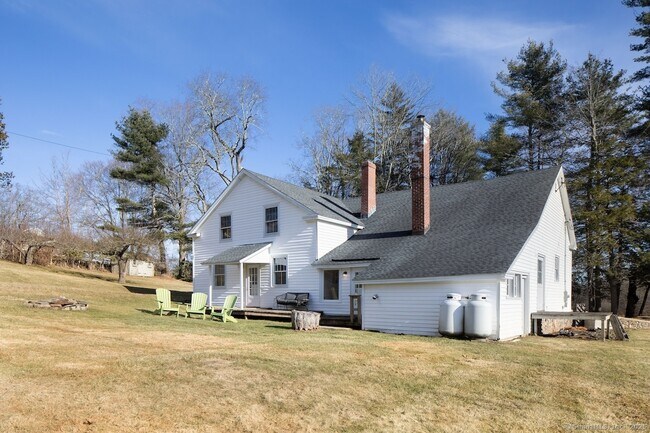 104 Sunset Ridge Rd in Norfolk, CT - Building Photo - Building Photo