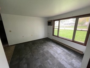 216 N Cannon St in Paullina, IA - Building Photo - Building Photo