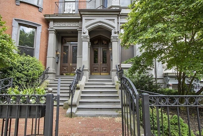 property at 76 Commonwealth Ave