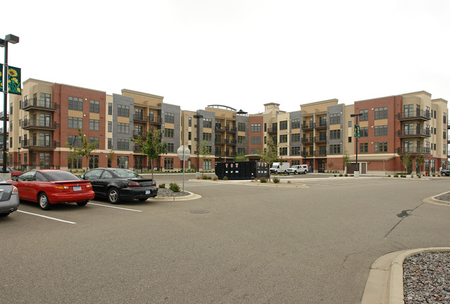 Nicollet Plaza in Burnsville, MN - Building Photo - Building Photo