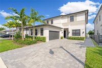 17571 SW 46th St in Miramar, FL - Foto de edificio - Building Photo