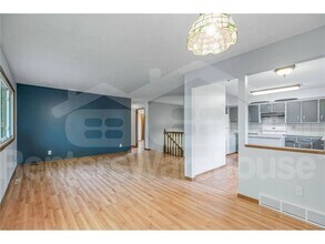 1360 Adams St S in Cambridge, MN - Building Photo - Building Photo