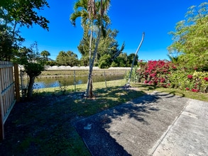 141 Plumage Ln in West Palm Beach, FL - Building Photo - Building Photo