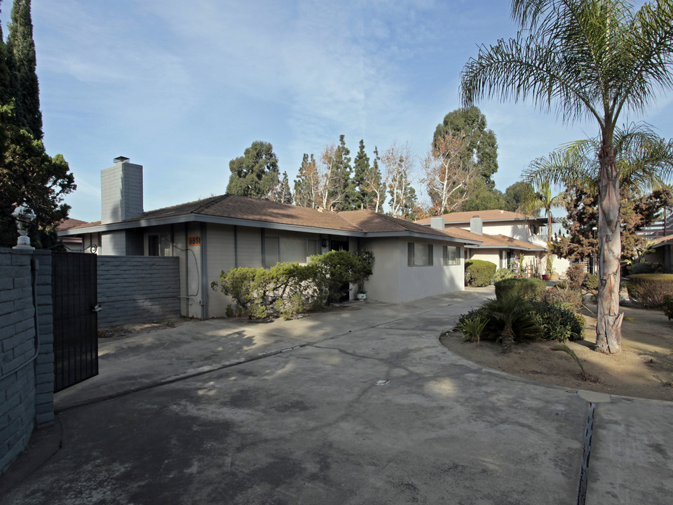 9851-9861 Central Ave in Garden Grove, CA - Building Photo