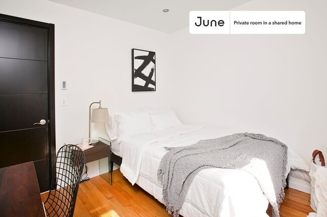 property at 350 Manhattan