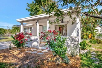 237 SW 3rd Ave in Delray Beach, FL - Building Photo - Building Photo