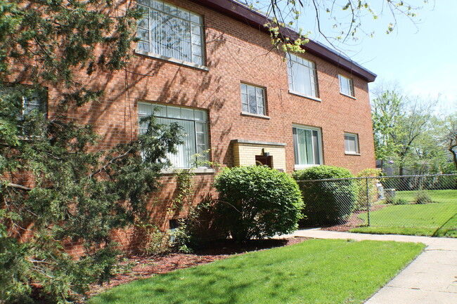 property at 737 Walnut St