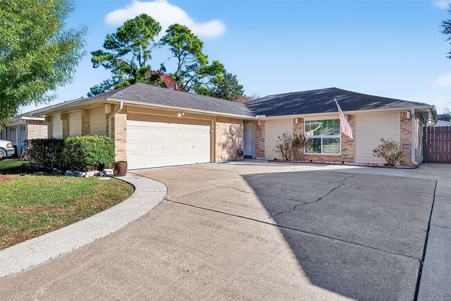 property at 7226 Skybright Ln