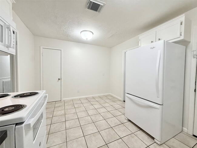 property at 523 Wisteria St