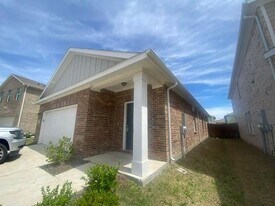 1911 Marquette Dr in Princeton, TX - Building Photo