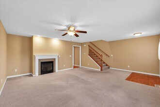 1535 Belclare Rd in Normal, IL - Building Photo - Building Photo