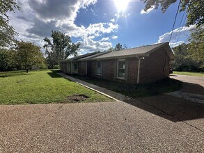 341 Hickory Dr in Old Hickory, TN - Building Photo - Building Photo
