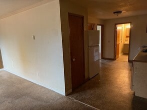 1325 9th St S in Virginia, MN - Foto de edificio - Building Photo