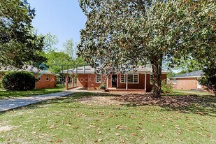 3042 Bethune Ave in Macon, GA - Building Photo