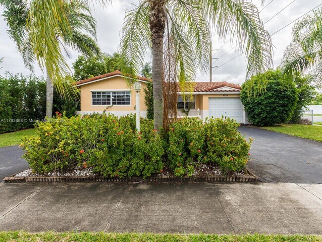 5524 Garfield St in Hollywood, FL - Building Photo - Building Photo