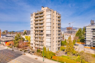 Shaughnessy House in Vancouver, BC - Building Photo