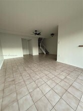 9390 W Flagler St in Miami, FL - Building Photo - Building Photo