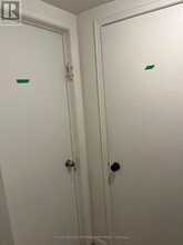 98 Frontenac Ave in Toronto, ON - Building Photo - Building Photo